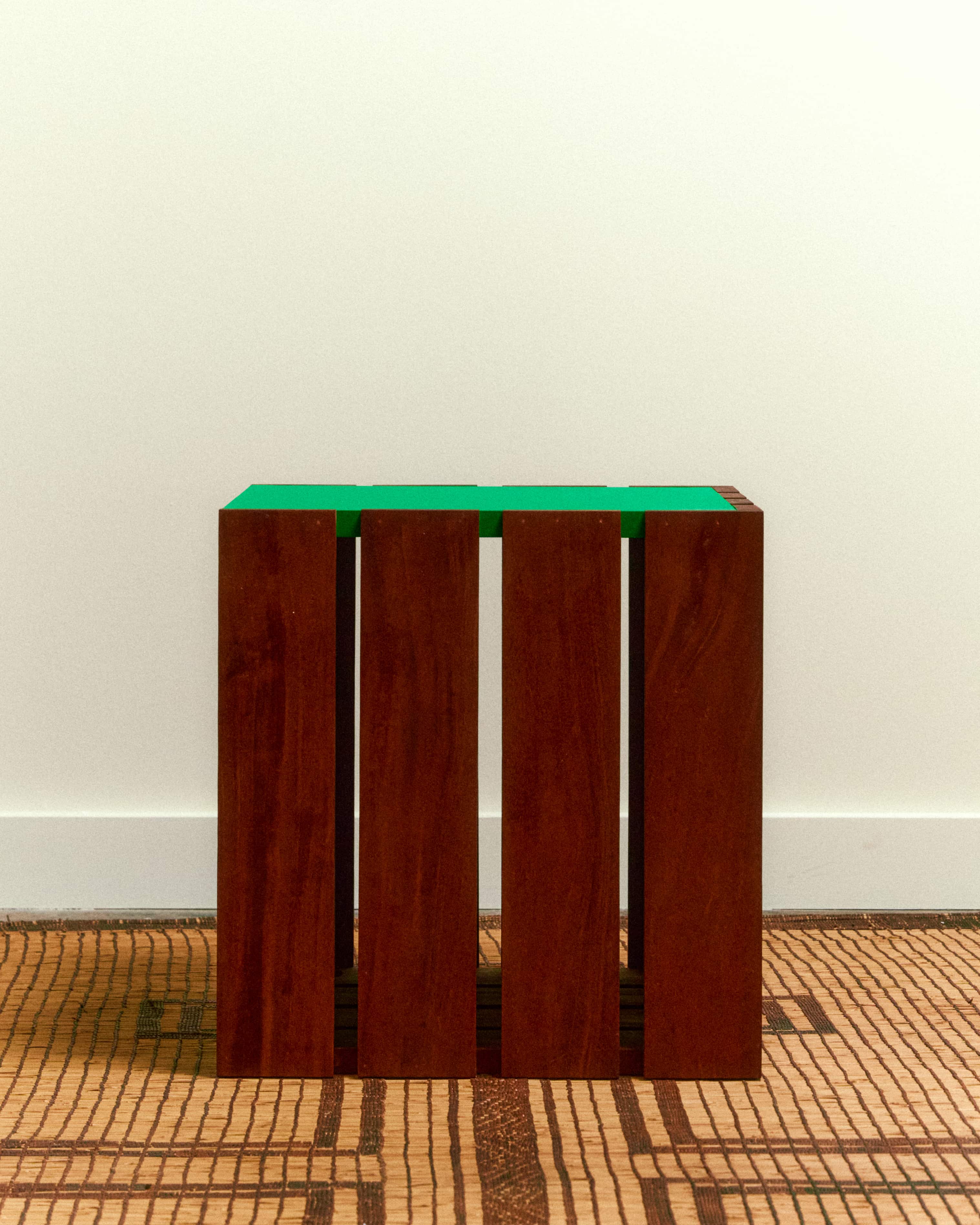 Cerca Side Table