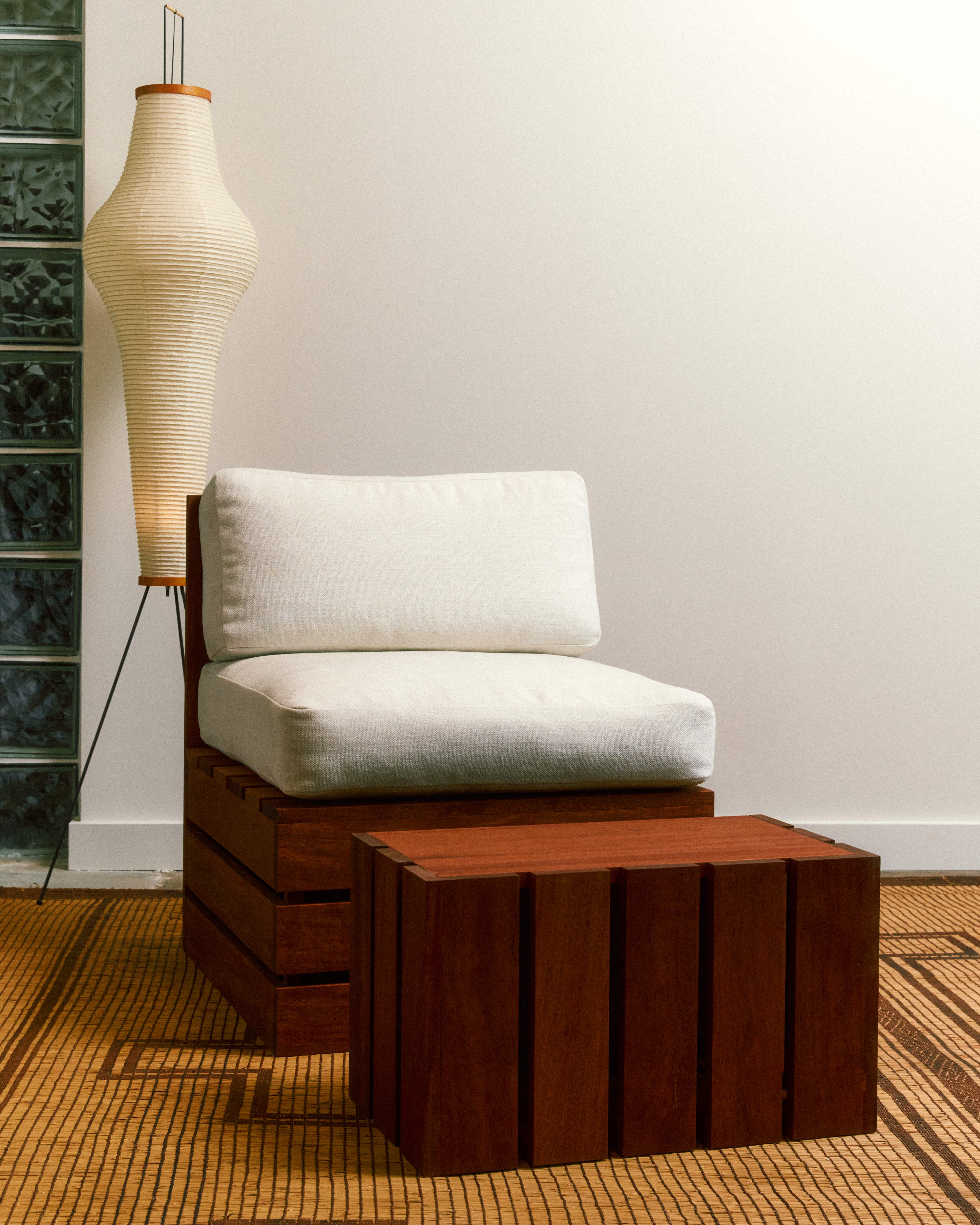 Cerca Lounge Chair