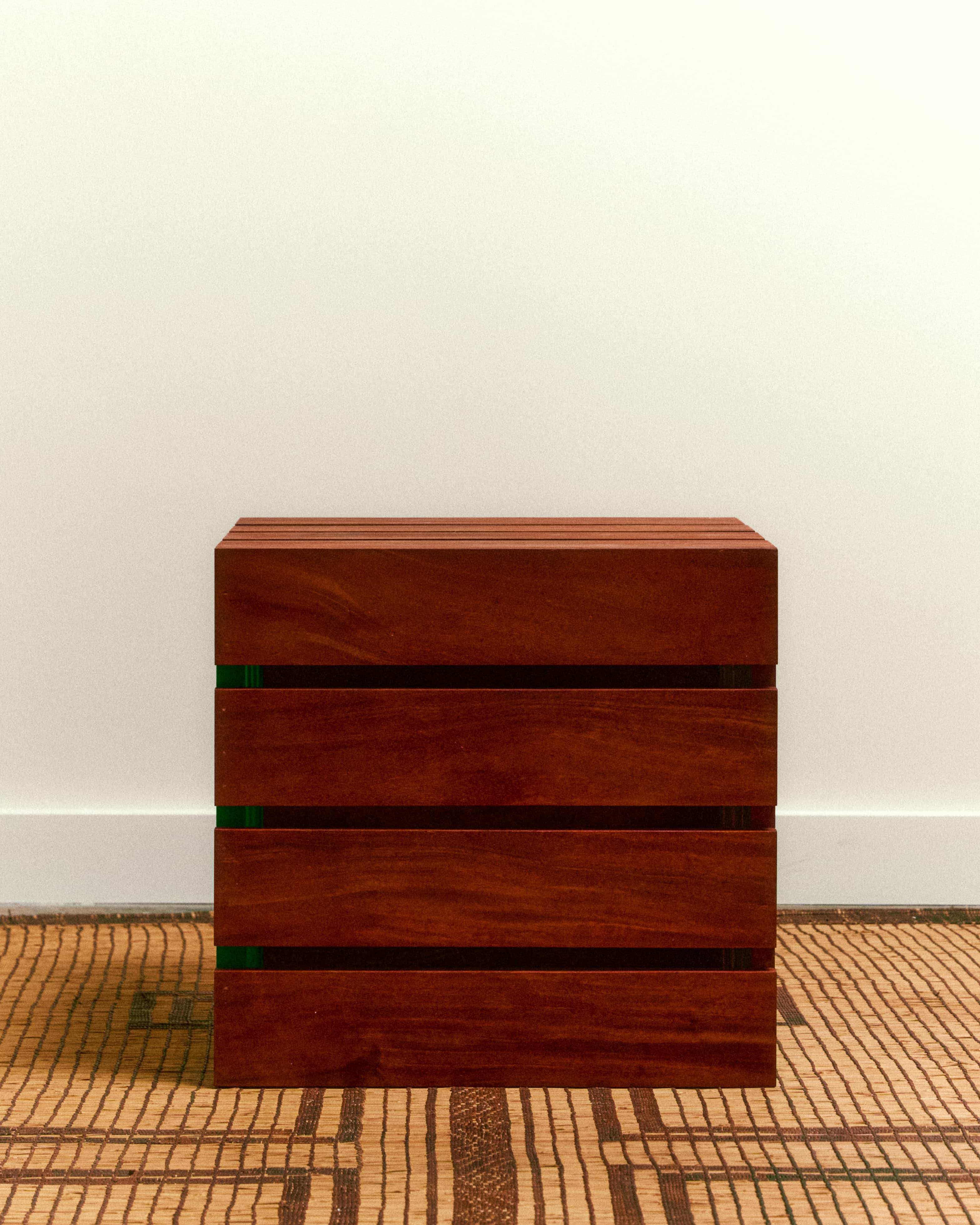 Cerca Side Table